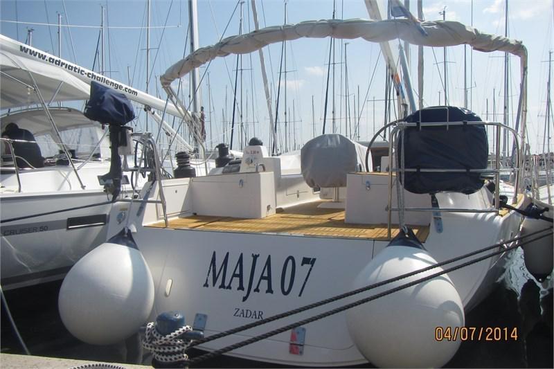 Book yachts online - False - Elan Impression 514 (5Cab) - Maja 07 - rent