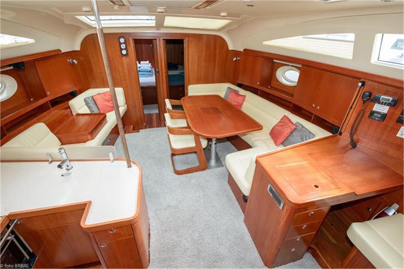 Book yachts online - False - Elan Impression 514 (5Cab) - Maja 07 - rent