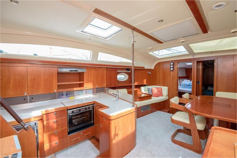 Book yachts online - False - Elan Impression 514 (5Cab) - Maja 07 - rent