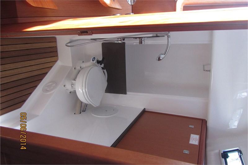 Book yachts online - False - Bavaria Cruiser 33 (2Cab) - Karlo - rent