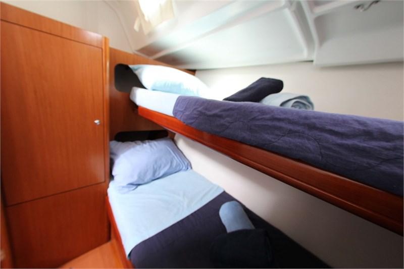 Book yachts online - False - Beneteau Cyclades 50.5 (5Cab) - Lucky Dice  - rent