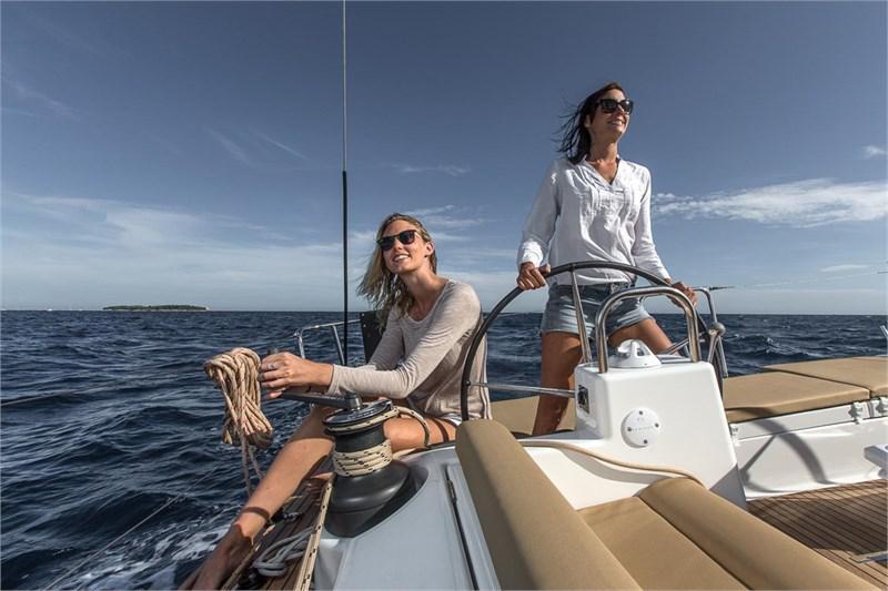 Book yachts online - False - Dufour 460 Grand Large (4Cab) - Alila III - rent