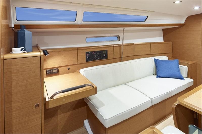Book yachts online - False - Sun Odyssey 389 (3Cab) - Tina - rent