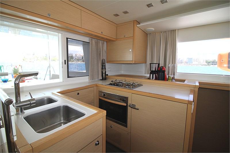 Book yachts online - False - Lagoon 450 (4Cab) - Poker Face - rent