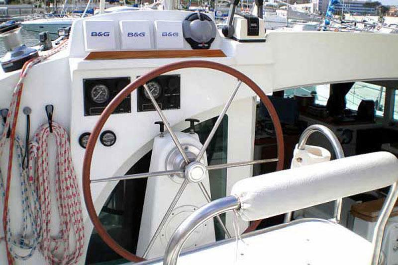 Book yachts online - False - Lagoon 380 (4Cab) - Pom'Ka - rent
