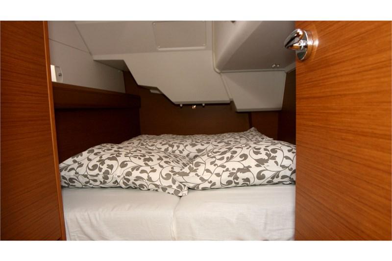Book yachts online - False - Sun Odyssey 389 (3Cab) - Sissi - rent