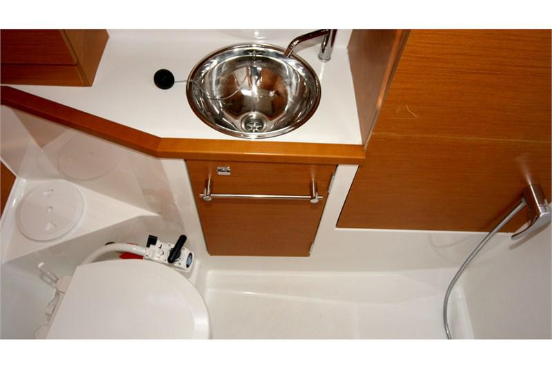 Book yachts online - False - Sun Odyssey 389 (3Cab) - Ace of Spades - rent