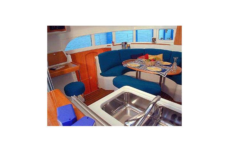 Book yachts online - False - Lagoon 380 (4Cab) - Brut de pomme - rent