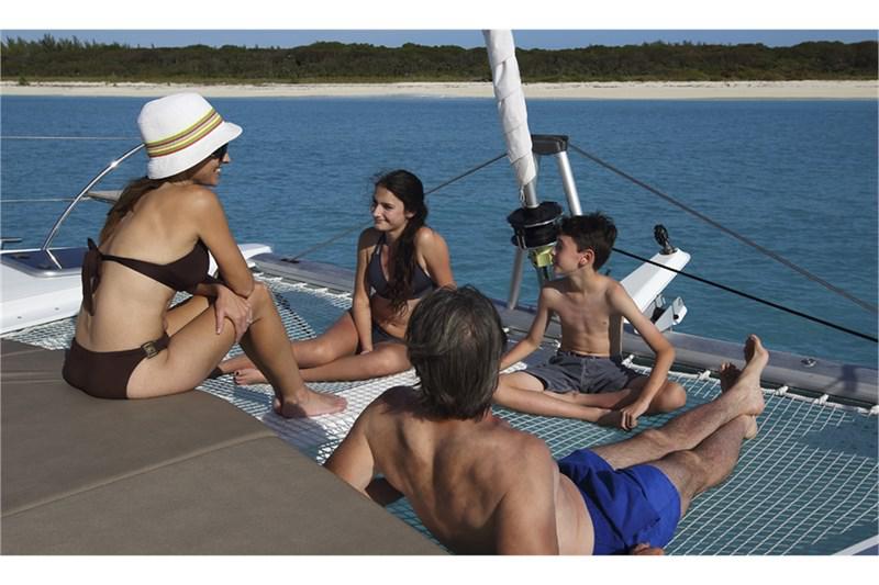 Book yachts online - False - Lucia 40 (4Cab) - Margarita - rent