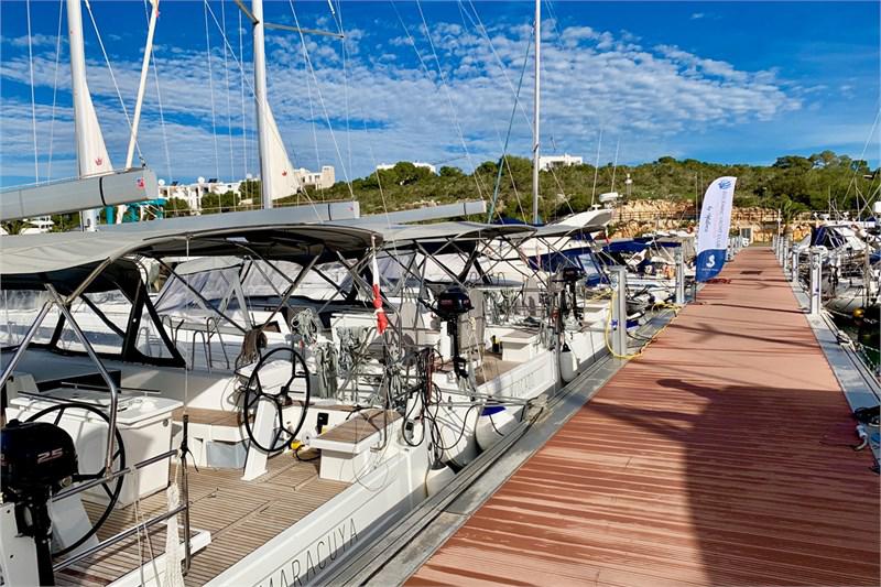 Book yachts online - False - Oceanis 51.1 (5Cab) - Lima - rent
