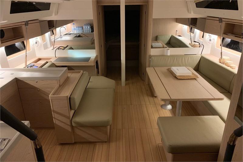 Book yachts online - False - Oceanis 51.1 (5Cab) - Avocado - rent