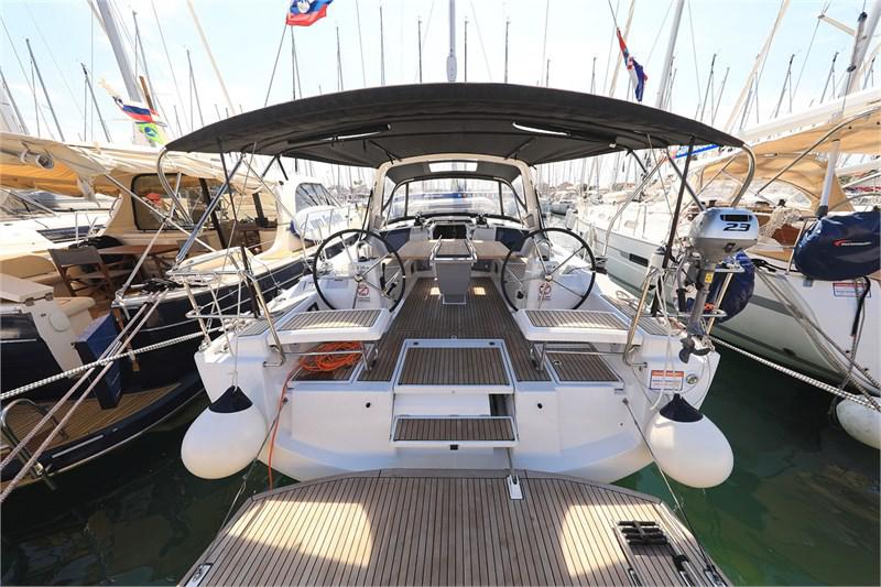Book yachts online - False - Oceanis 41.1 (3Cab) - Dalmatinka - rent