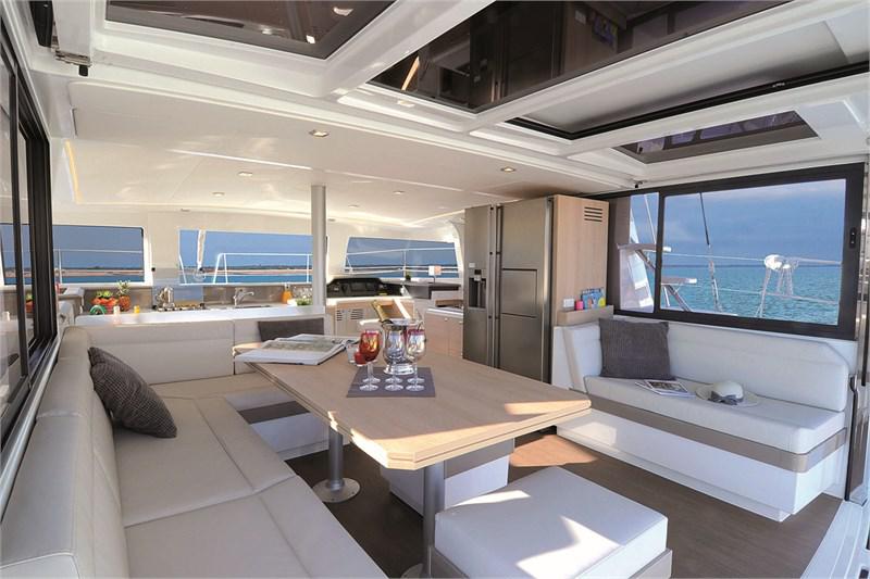 Book yachts online - False - Bali 4.3 (4Cab) - Carpe Ventum - rent
