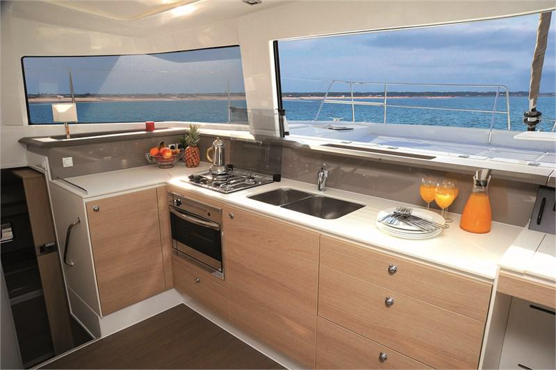 Book yachts online - False - Bali 4.3 (4Cab) - Carpe Ventum - rent