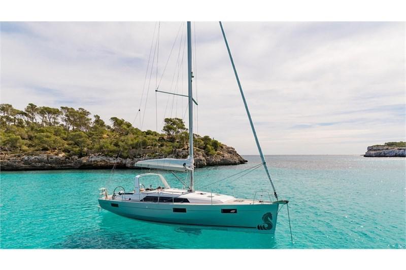 Book yachts online - False - Oceanis 41.1 (3Cab) - Pauline - rent