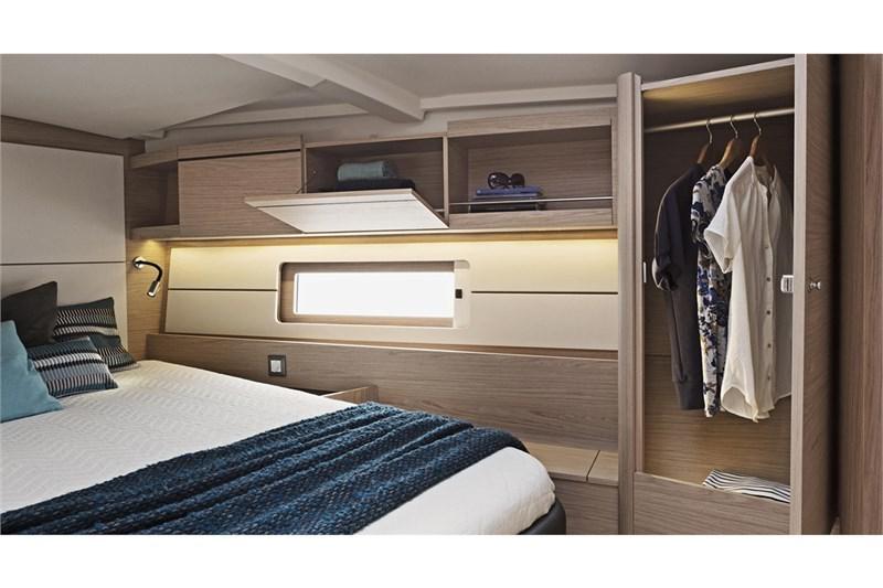 Book yachts online - False - Oceanis 46.1 (4Cab) - Antonio - rent