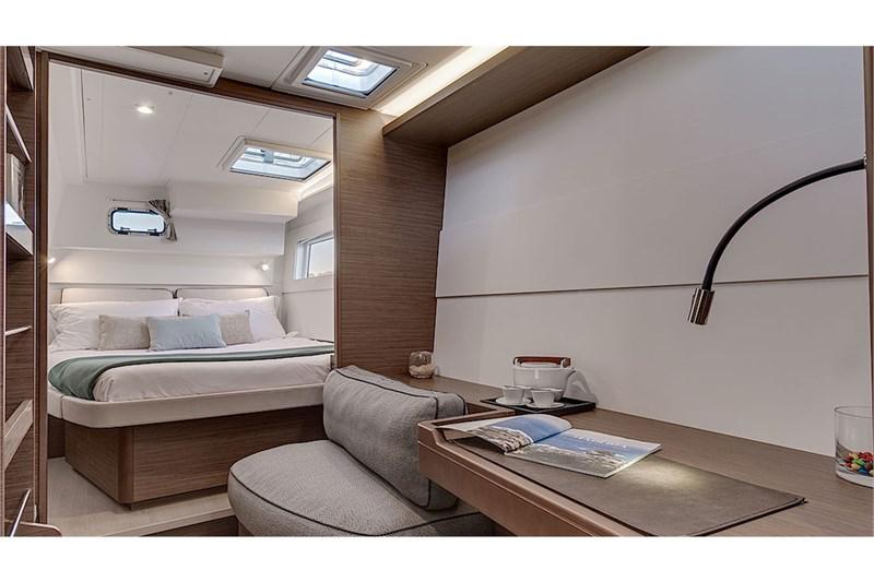 Book yachts online - False - Lagoon 40 (4+2Cab) - Vaiana - rent
