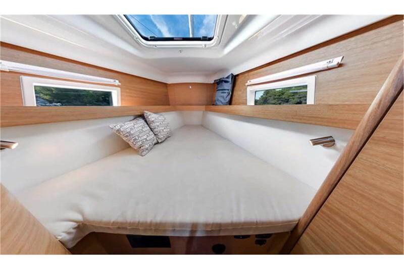 Book yachts online - False - Elan Impression 45.1 (3cab) - Ianira - rent