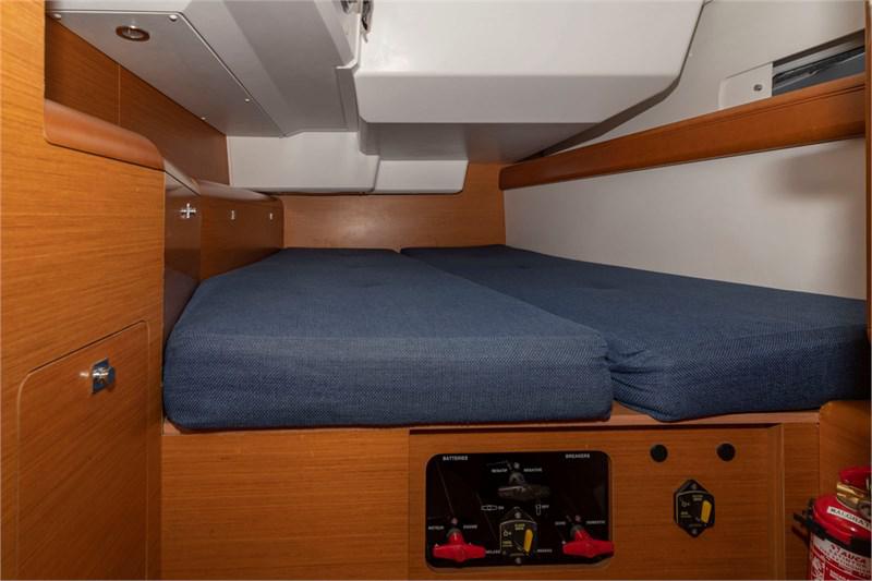 Book yachts online - False - Sun Odyssey 469 (4Cab) - Malgrats - rent