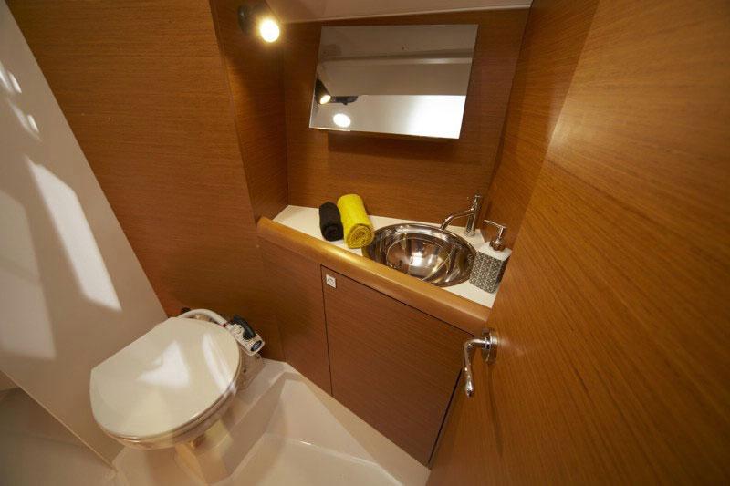 Book yachts online - False - Sun Odyssey 349 (3Cab) - Popeye - rent