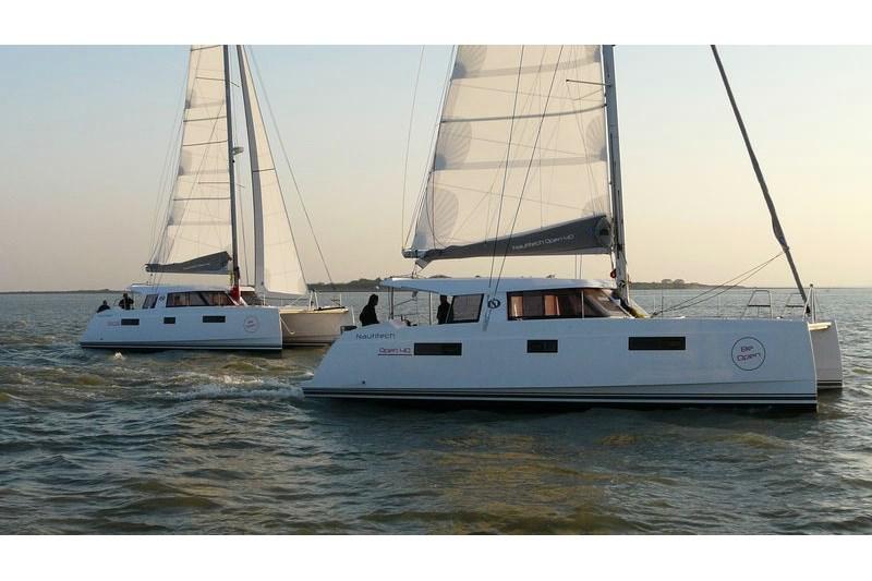 Book yachts online - False - Nautitech Open 40 (4Cab) - Madeveira - rent