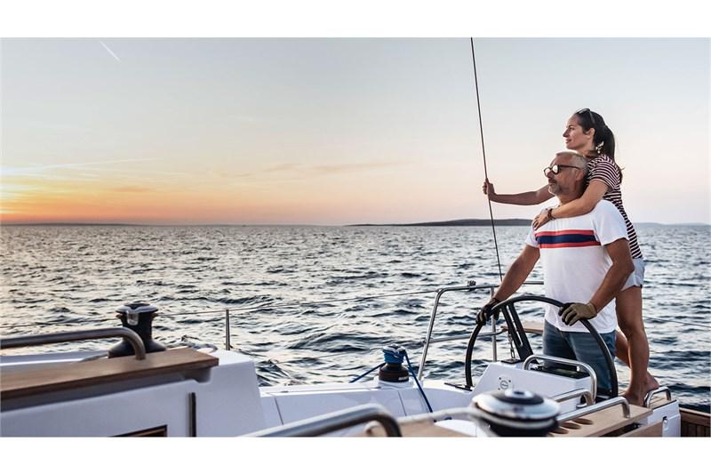 Book yachts online - False - Elan Impression 40.1 (3cab) - Sv. Nikola - rent