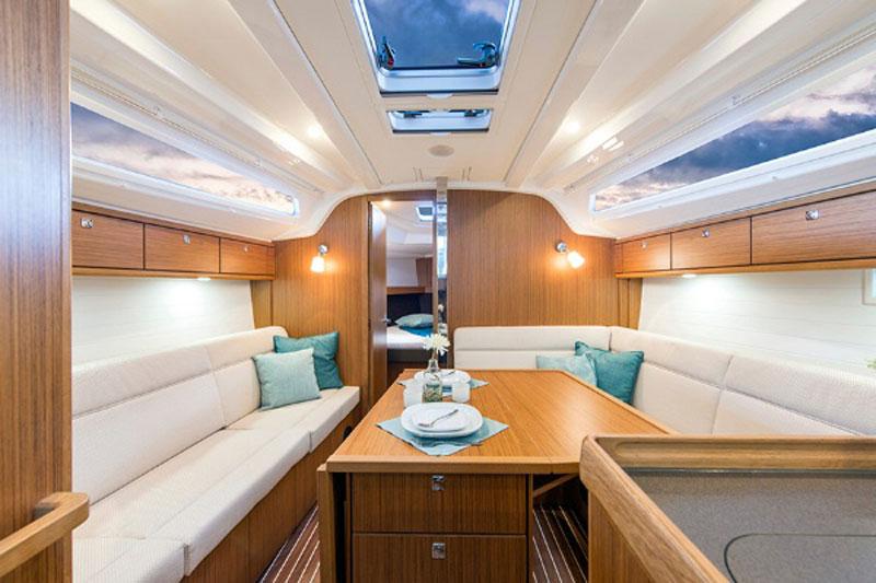 Book yachts online - False - Bavaria Cruiser 37 (3Cab) - Spectrum - rent