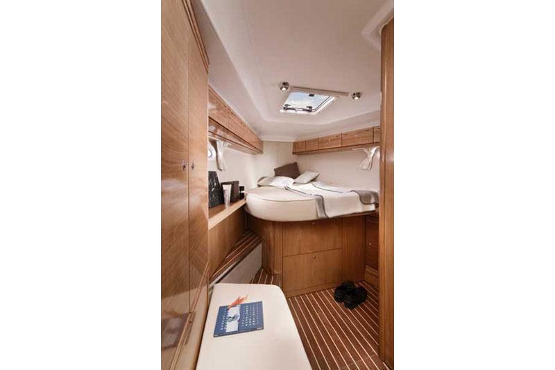 Book yachts online - False - Bavaria 40 Cruiser (3Cab) - Ruck Zuck - rent