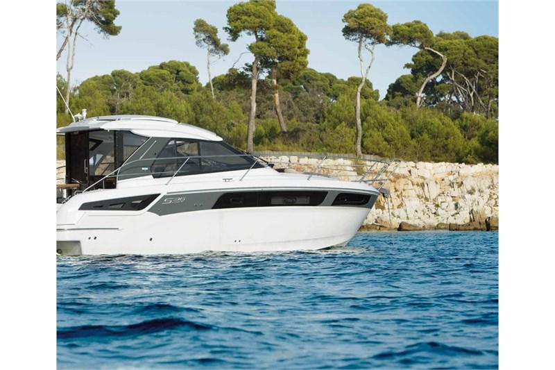 Book yachts online - False - Bavaria S36 Open - Marsil - rent