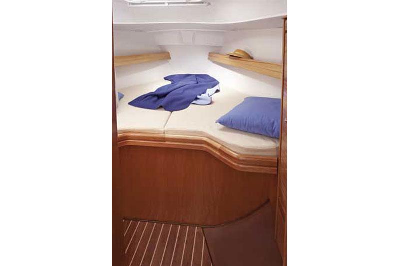 Book yachts online - False - Bavaria 30 Cruiser (2Cab) - Mari 7101  - rent
