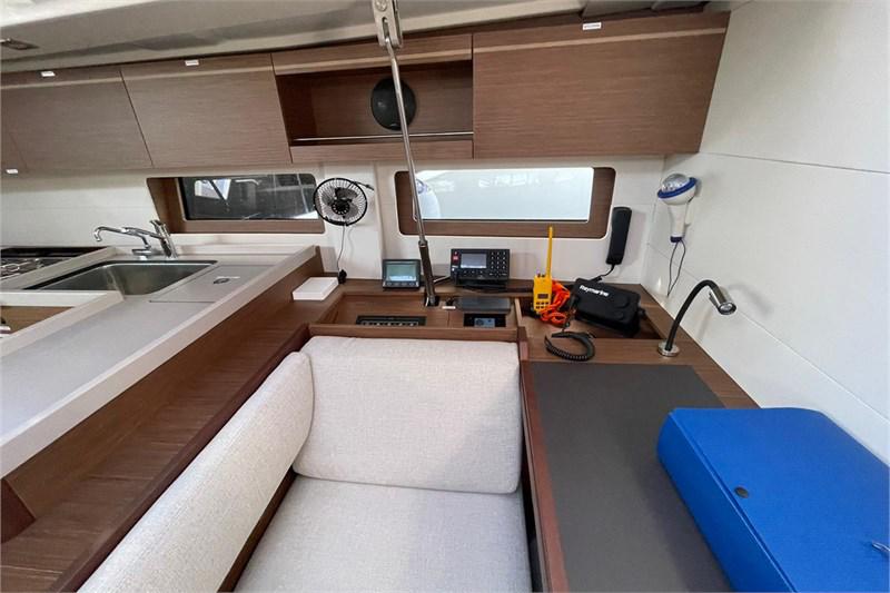 Book yachts online - False - Oceanis 51.1 (5Cab) - Alboran Mary-Anne (Las Galletas/Marina del Sur) - rent