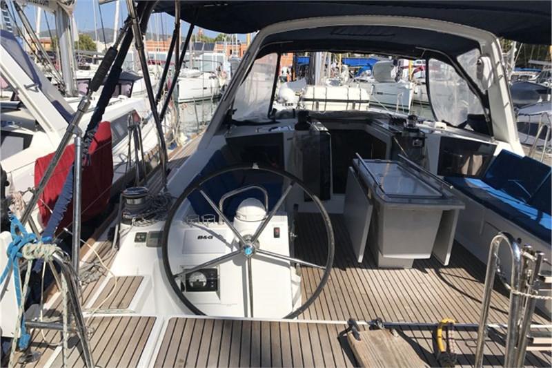 Book yachts online - False - Oceanis 45 (4Cab) - Alboran XXXIV Nini (Radazul) - rent