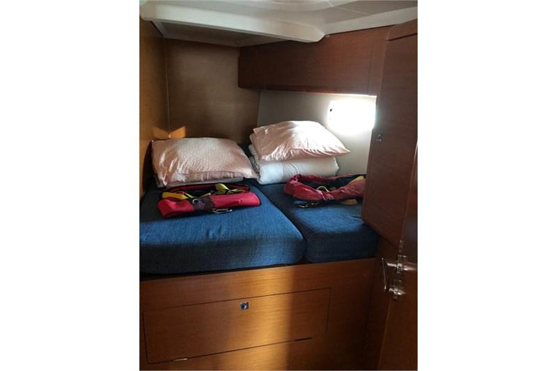 Book yachts online - False - Sun Odyssey 519 (5Cab) - Alboran Cognac (Mallorca/La Lonja) - rent