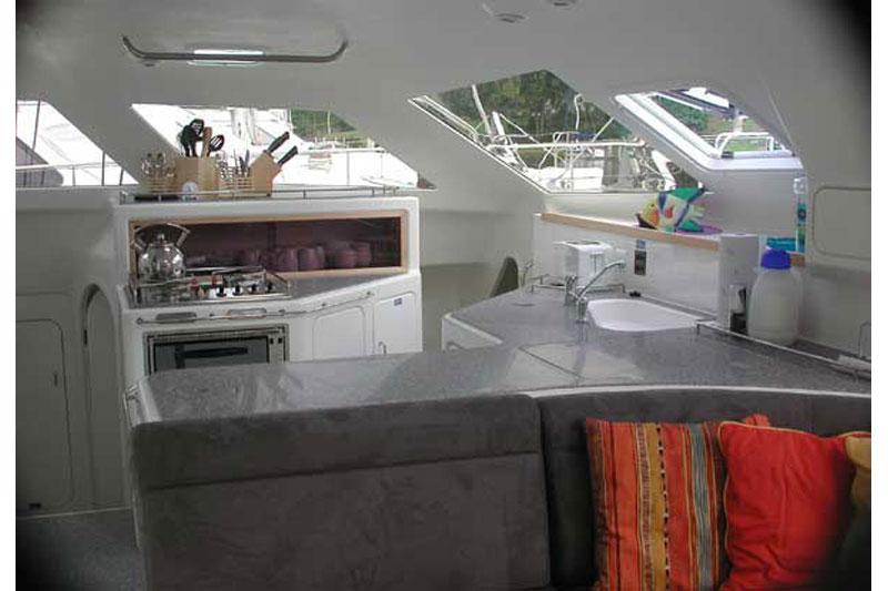 Book yachts online - False - Voyage 440 (4Cab) - Alboran Ron Punch (Radazul) - rent