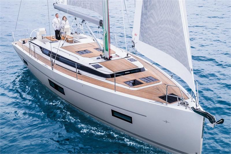 Book yachts online - False - Bavaria C45 (5Cab) - Bella - rent