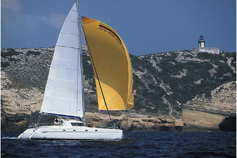 Book yachts online - False - Belize 43 (4Cab) - Piropo (Radazul) - rent