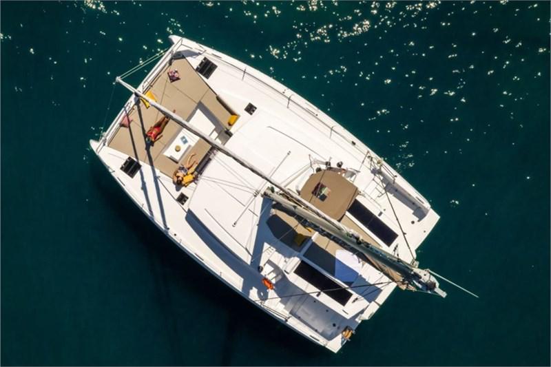 Book yachts online - False - Bali 4.2 (4+1Cab) - Holiday Inn - rent