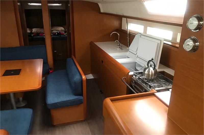 Book yachts online - False - Sun Odyssey 519 (5Cab) - Alboran Jerez (Radazul) - rent