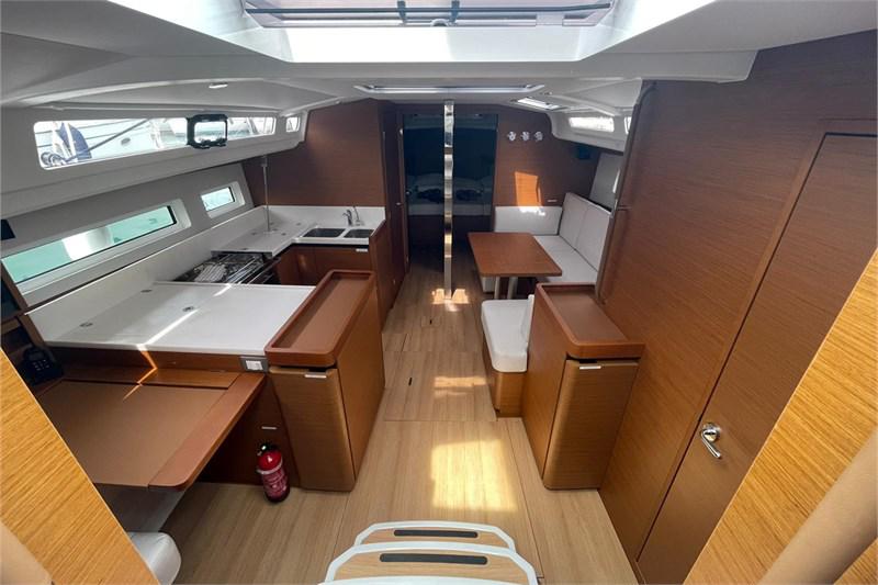 Book yachts online - False - Sun Odyssey 440 (4cab) - Alboran Amaretto (Mallorca/La Lonja) - rent