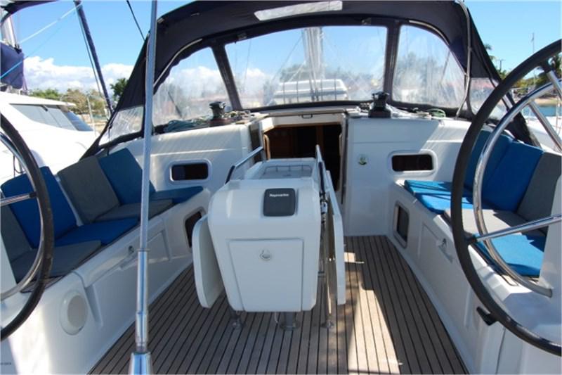 Book yachts online - False - Sun Odyssey 519 (5Cab) - Alboran Champagne - rent