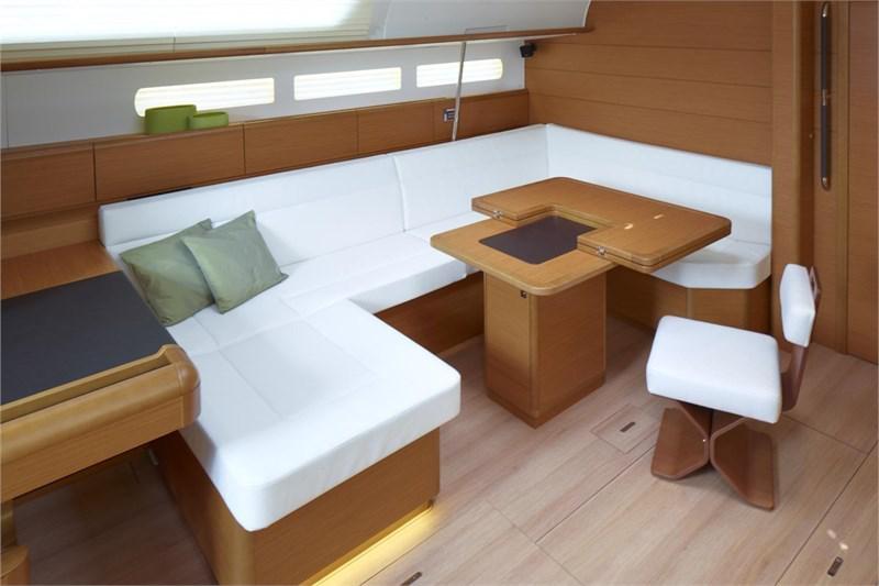 Book yachts online - False - Sun Odyssey 519 (5Cab) - Alboran Champagne (Radazul) - rent