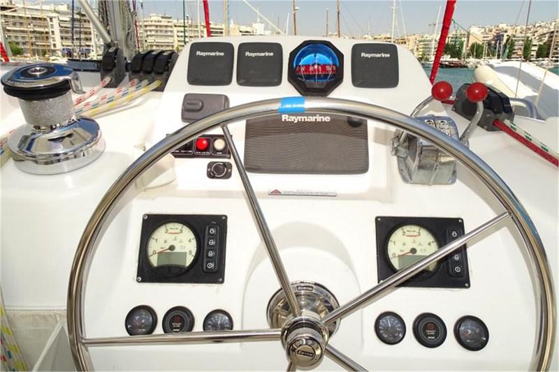 Book yachts online - False - Leopard 44 (4Cab) - La Luna (Angra do Reis) - rent