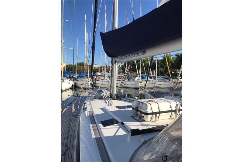 Book yachts online - False - Sun Odyssey 519 (5Cab) - Alboran Bourbon (Las Galletas/Marina del Sur) - rent