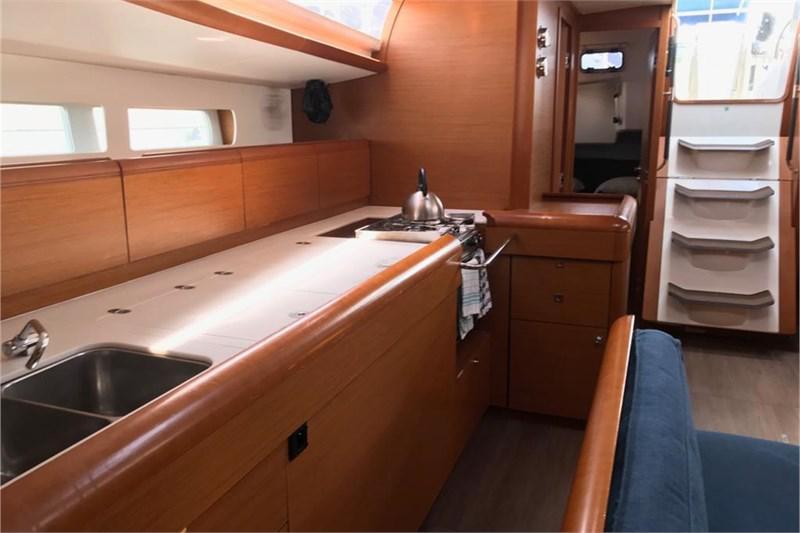Book yachts online - False - Sun Odyssey 519 (5Cab) - Alboran Prosecco (Radazul) - rent