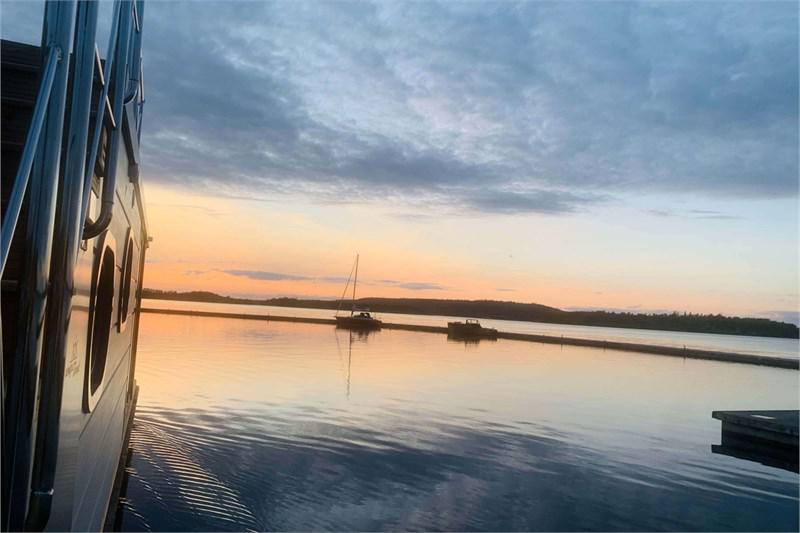 Book yachts online - False - Campi 400 - bella donna II - rent