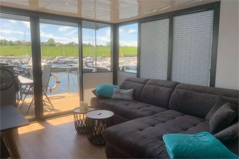 Book yachts online - False - Campi 400 - bella donna II - rent