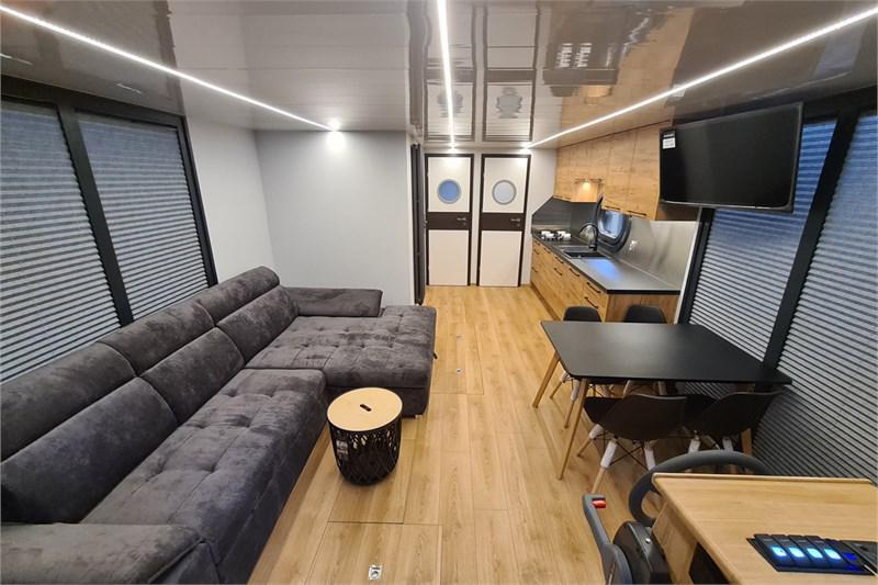Book yachts online - False - Campi 400 - Bella donna III - rent