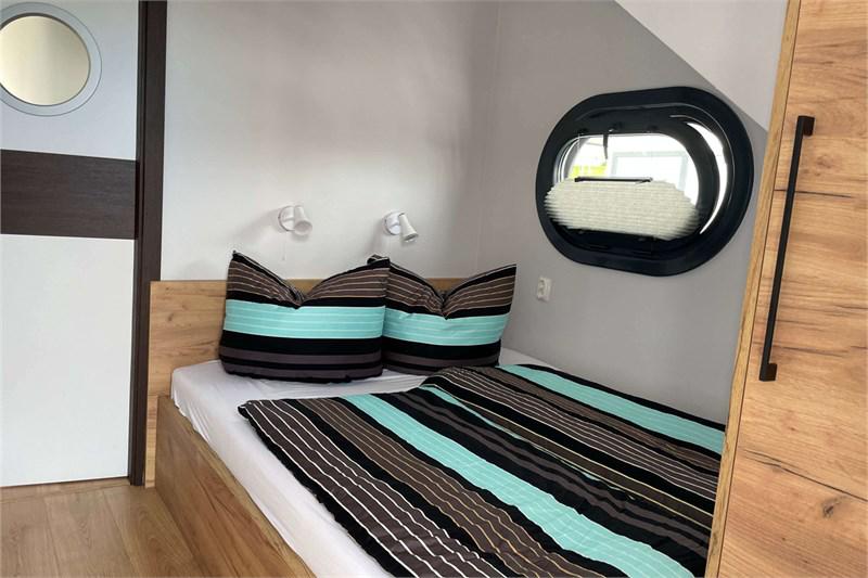 Book yachts online - False - Campi 400 - Bella donna III - rent