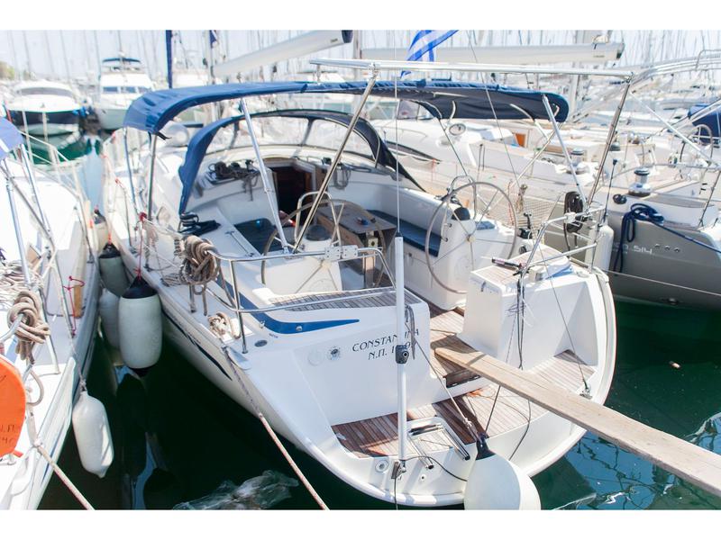Book yachts online - sailboat - Bavaria 43 Cruiser - S/Y Constantina - rent