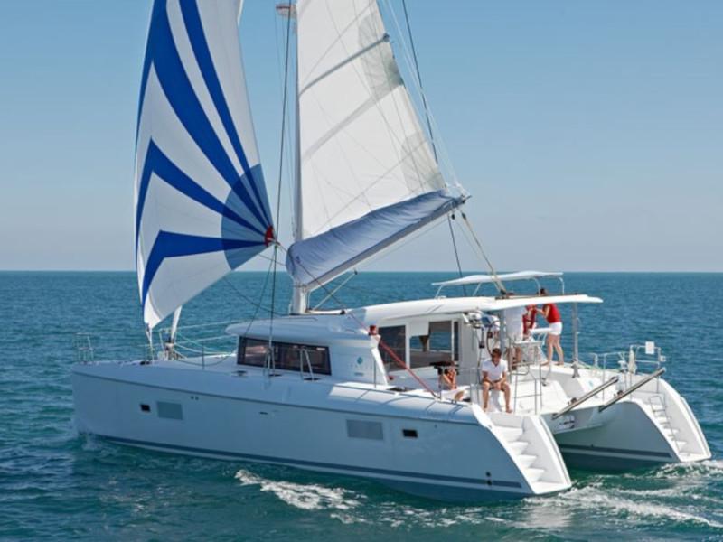 Book yachts online - catamaran - Lagoon 421 (4+1 cab.) - Patch Work - rent